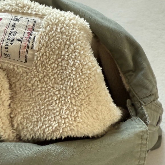 Levi's Shirt Jacket Mens Large Green Sherpa Lined Cotton Button Front Shacket - Picture 5 of 8